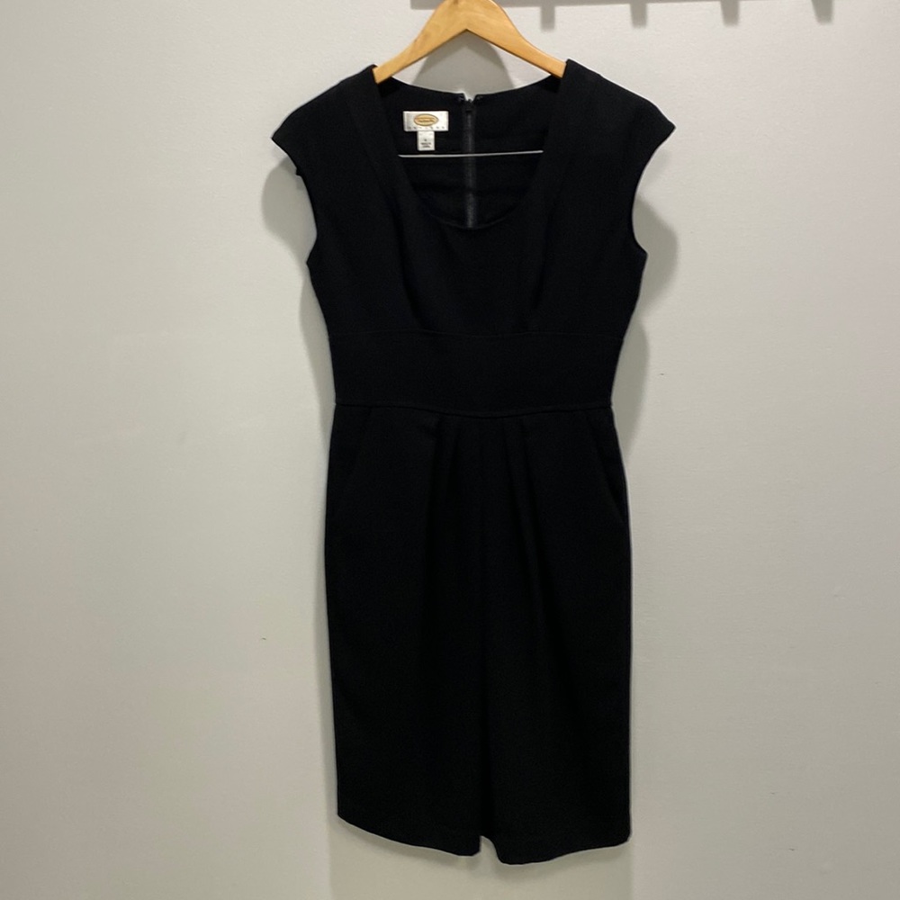 Talbots black sheath dress with pockets! Size 6 - very flattering style